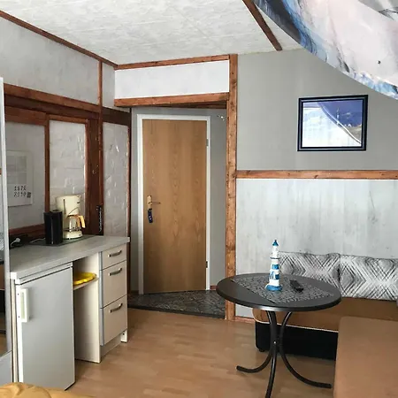 Homestay Alexandrinenstrasse In Warnemuende *