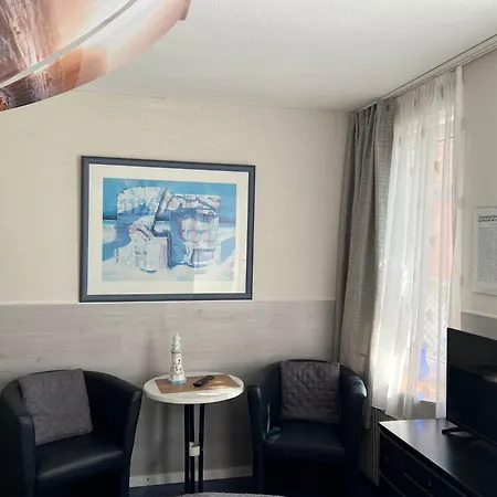 Alexandrinenstrasse In Warnemuende Homestay Rostock