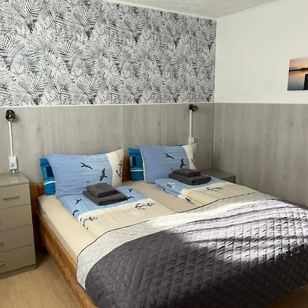 Alexandrinenstrasse In Warnemuende Homestay *