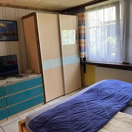 Alexandrinenstrasse In Warnemuende Homestay