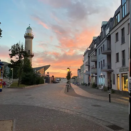 Alexandrinenstrasse In Warnemuende Homestay