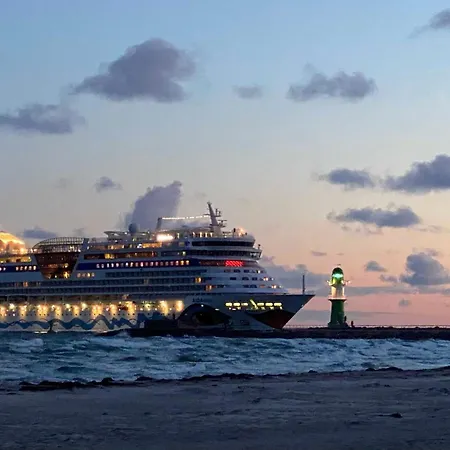 Alexandrinenstrasse In Warnemuende Homestay *