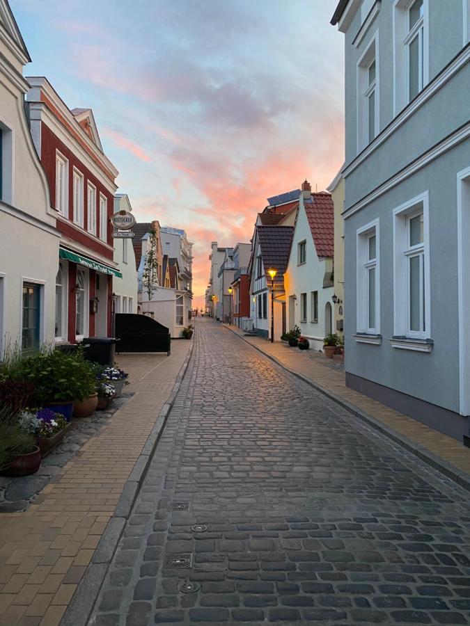 Alexandrinenstraße In Warnemünde Privatunterkunft *