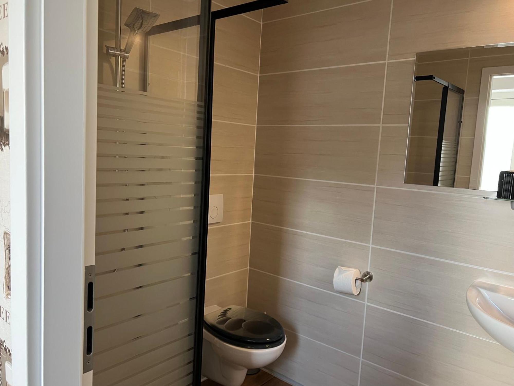 Privatunterkunft Alexandrinenstraße In Warnemünde Rostock